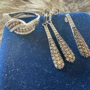 14k white gold w/ chocolate diamonds